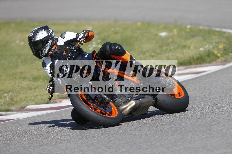 /10 20.04.2026  Pluess Moto Sport ADR/Freies Fahren/66